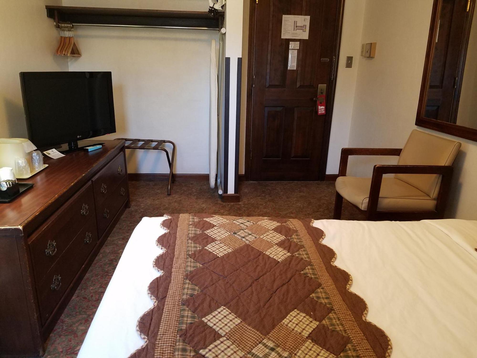 Potawatomi Inn & Cabins Angola Pokój zdjęcie