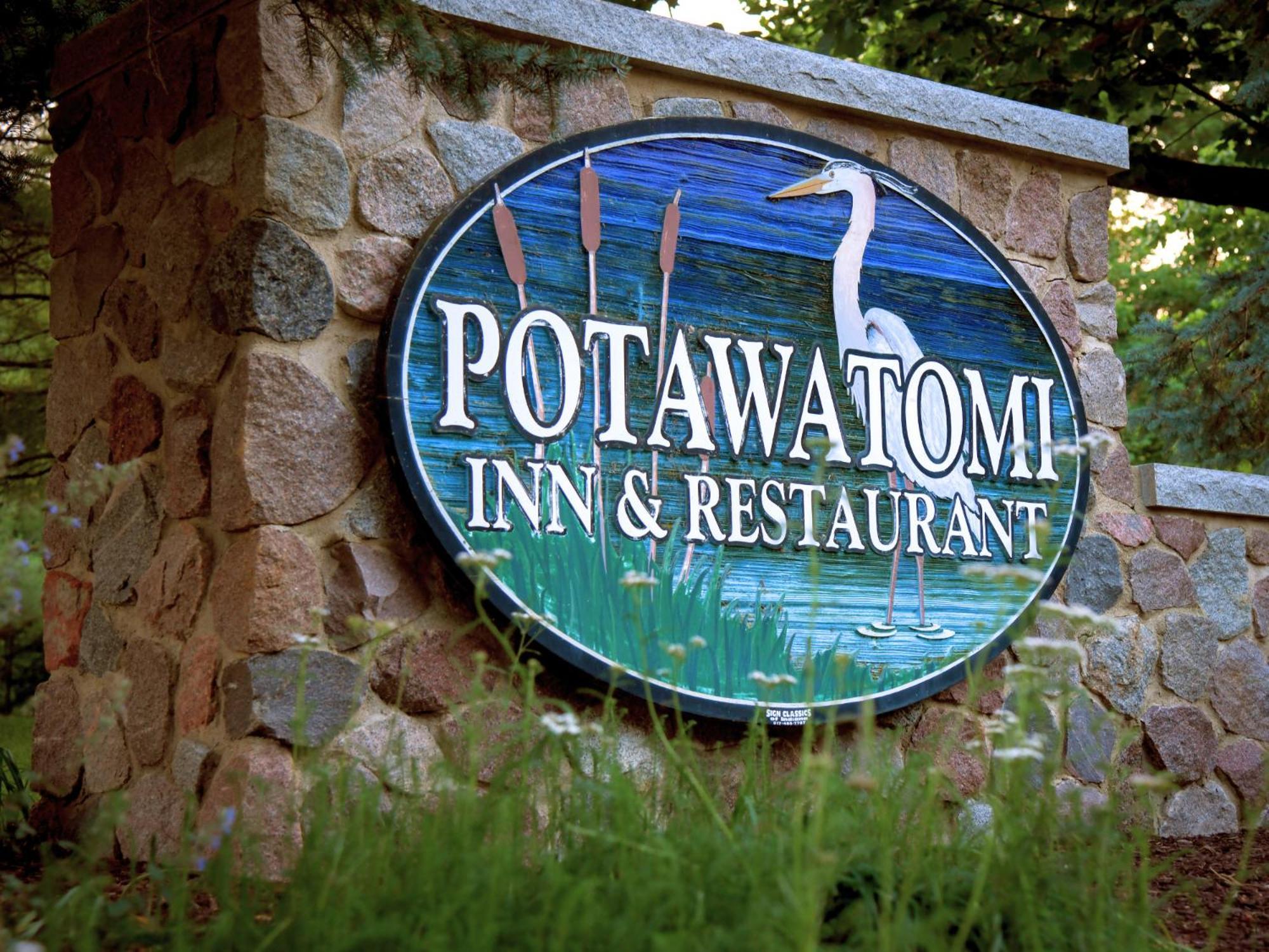 Potawatomi Inn & Cabins Angola Zewnętrze zdjęcie